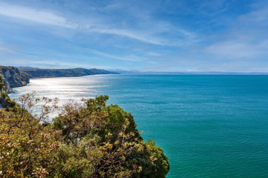 The,Emerald-colored,Adriatic,Sea,Near,Duino,,Gulf,Of,Trieste,,Italy.